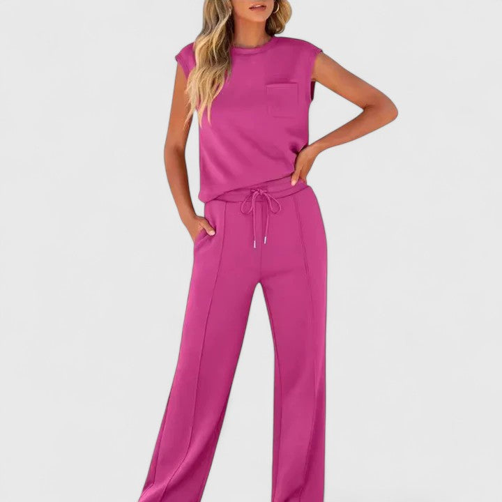 Harper Brooklyn | Comfortable Set