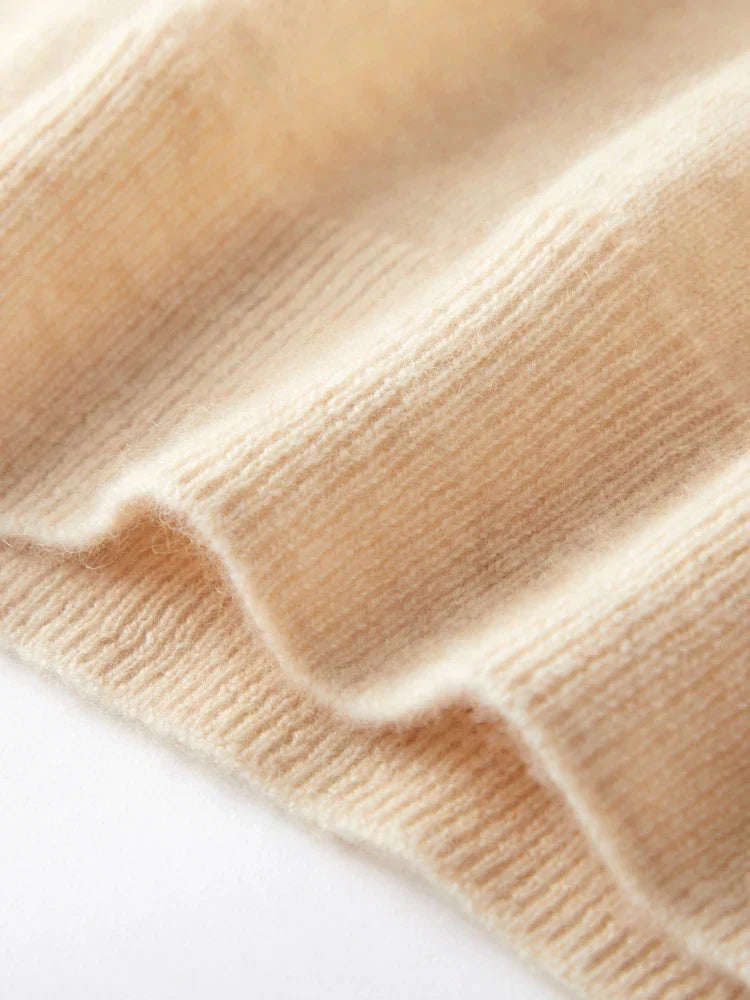 Harper Brooklyn | Cashmere V-Neck