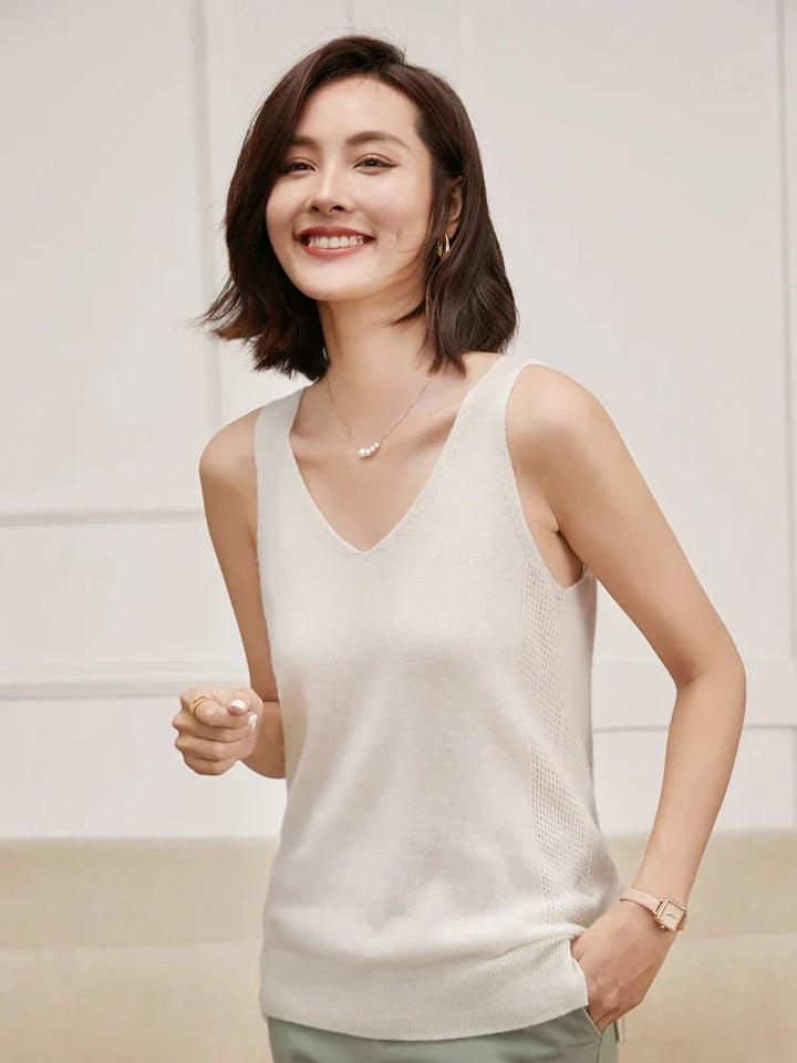 Harper Brooklyn | Cashmere V-Neck