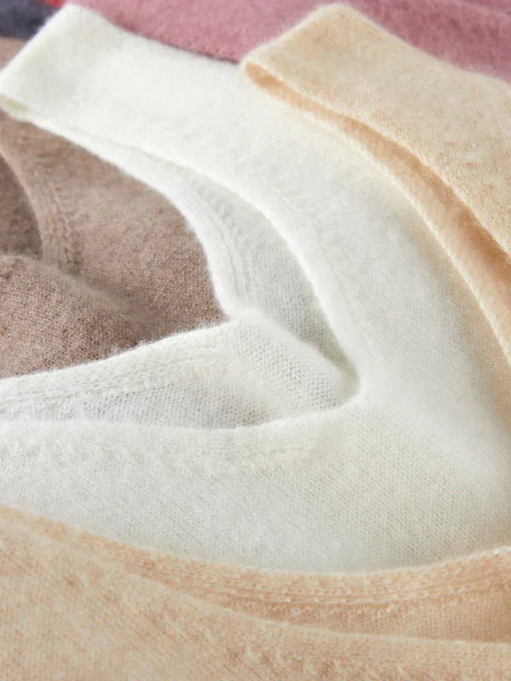 Harper Brooklyn | Cashmere V-Neck