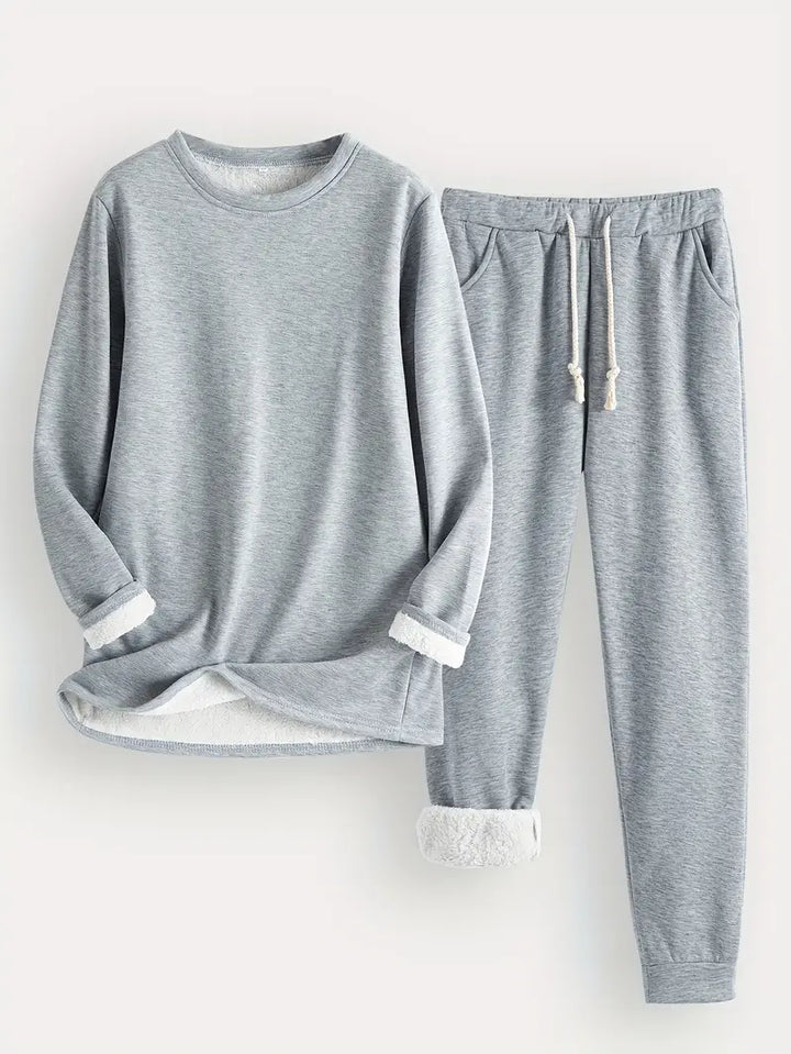 Harper Brooklyn| Comfortable Set