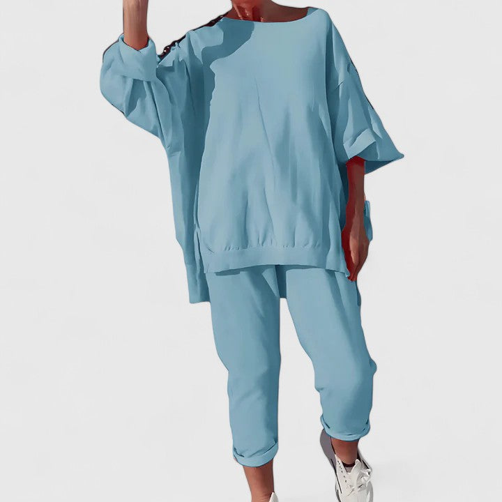 Harper Brooklyn | Comfortable Set